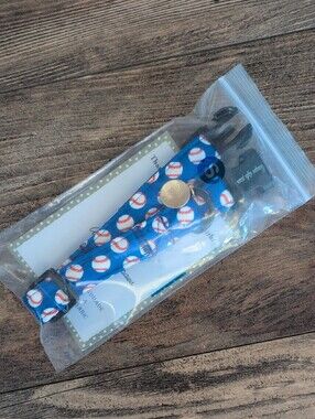 Unique Style Paws Hand Made Baseball Print Dog Collar Small  NWT      548A